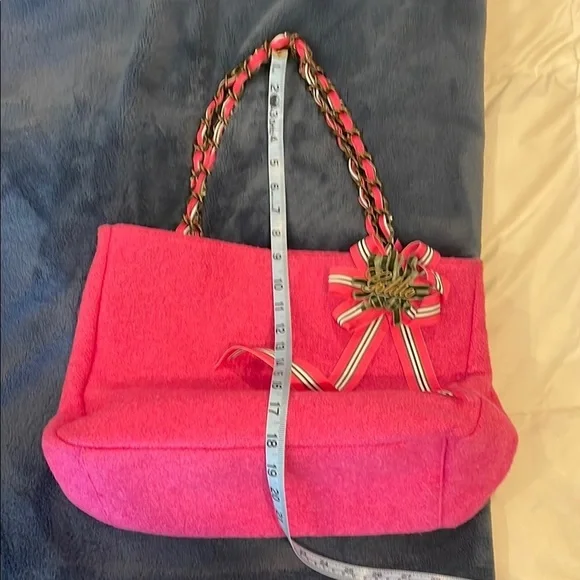 Goldie Pink Shoulder Bag with Chain-Link Handles and Decorative Embellishment - Picture 12 of 12